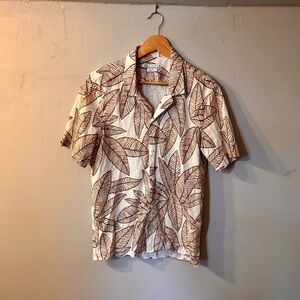 Zara Linen Cotton Blend Tropical Button Down Shirt Size Medium Cream and Brown